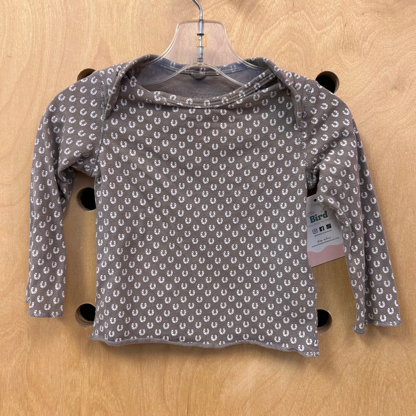 Greige Horseshoes Tee