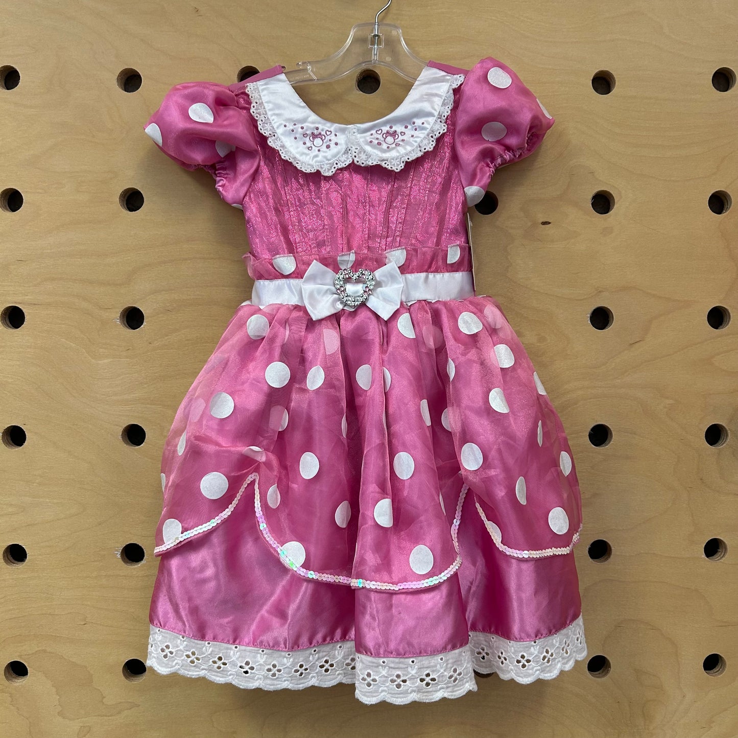 Minnie Mouse Dress Up