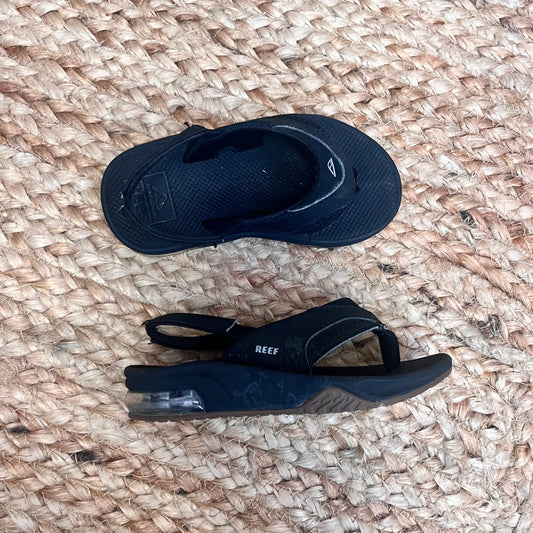 Black Back-Strap Beach Sandals