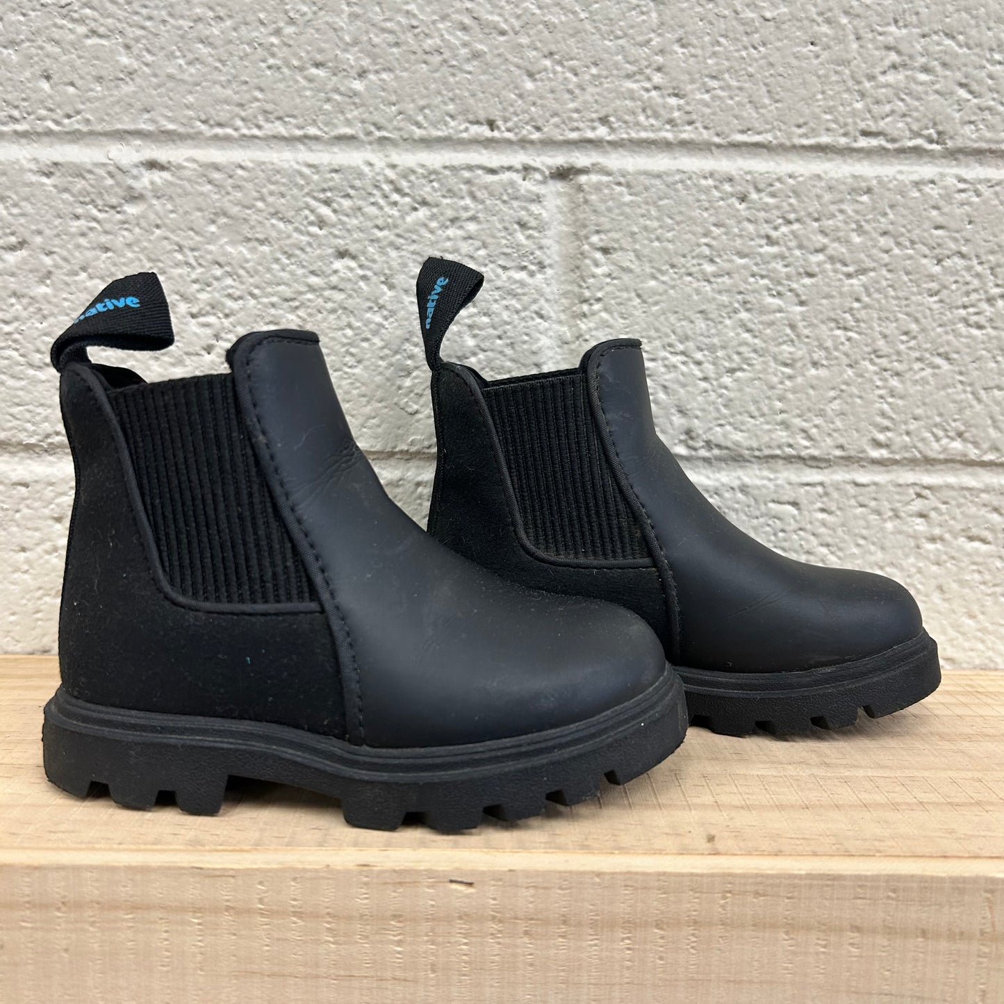 Black Kensington Boots