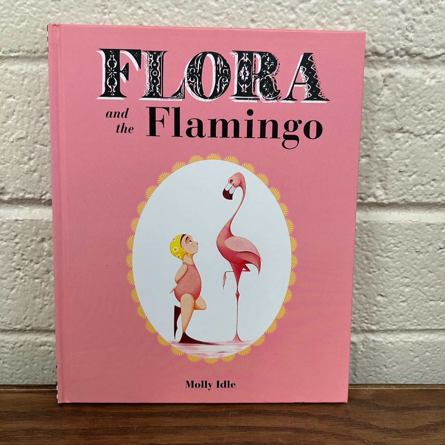 Flora & the Flamingo