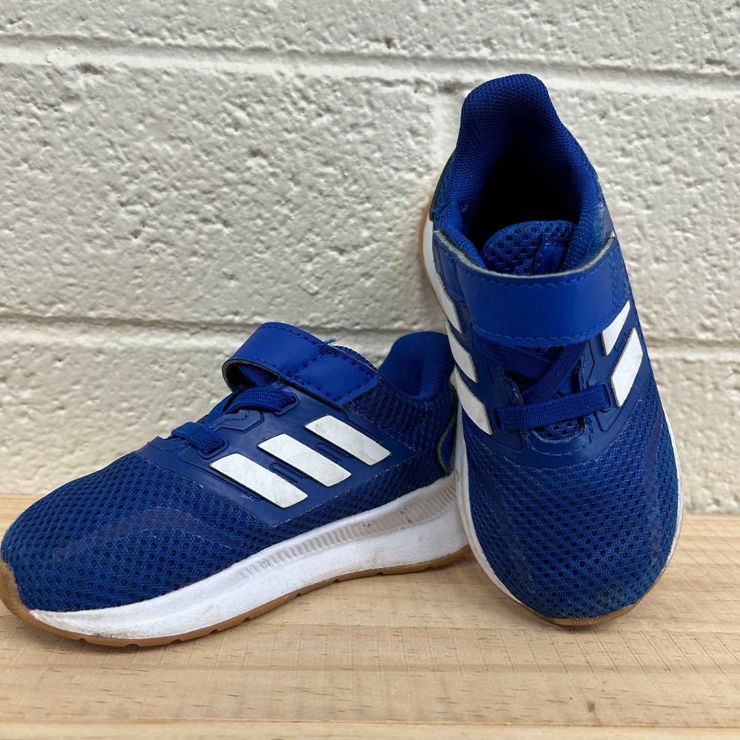 Blue Run Falcon Sneakers