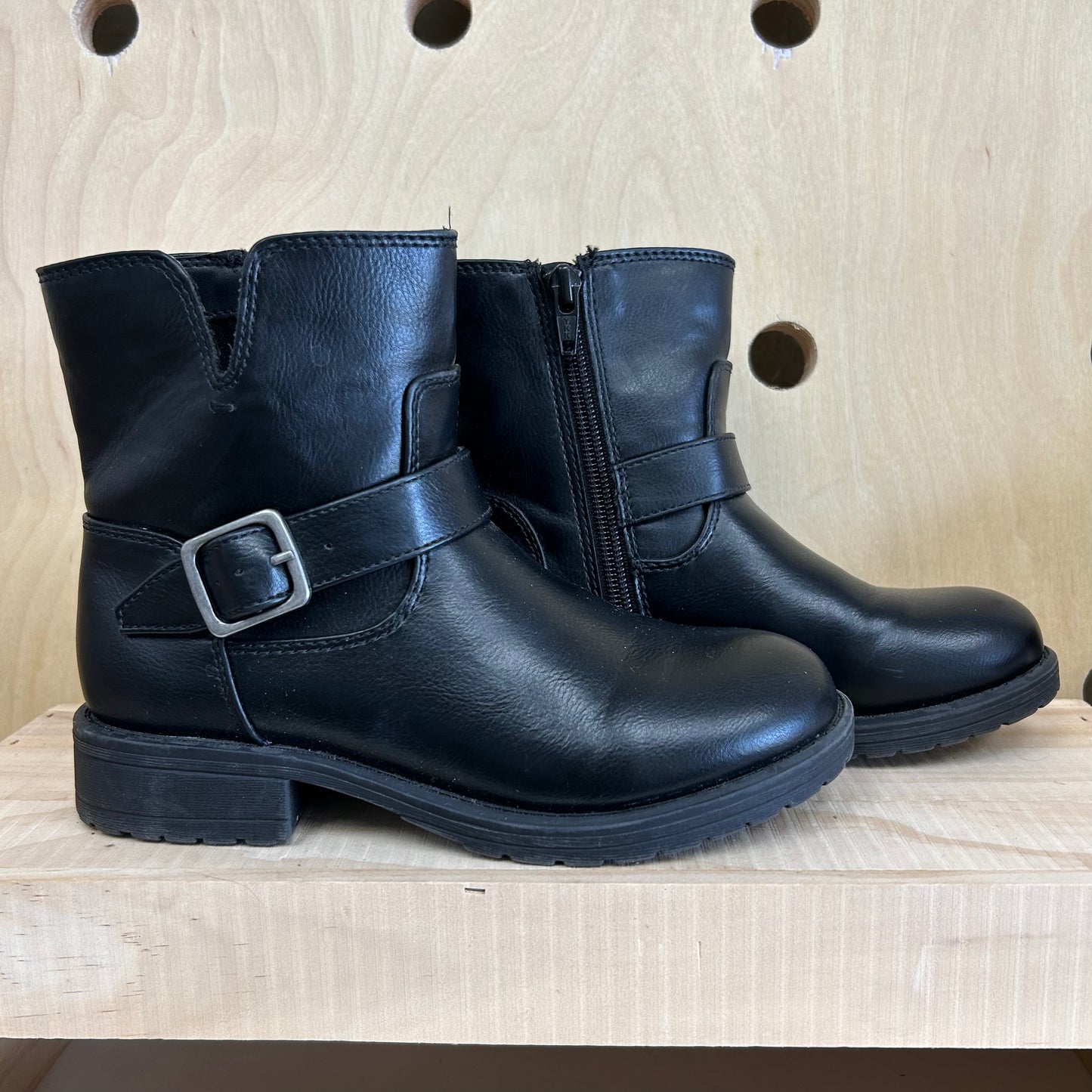 Black Boots