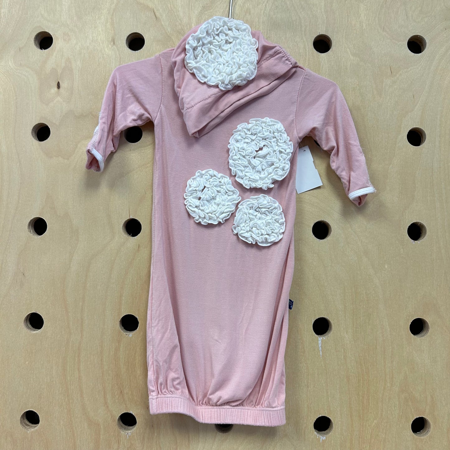 Pink & White Ruffle Circle Sleeper