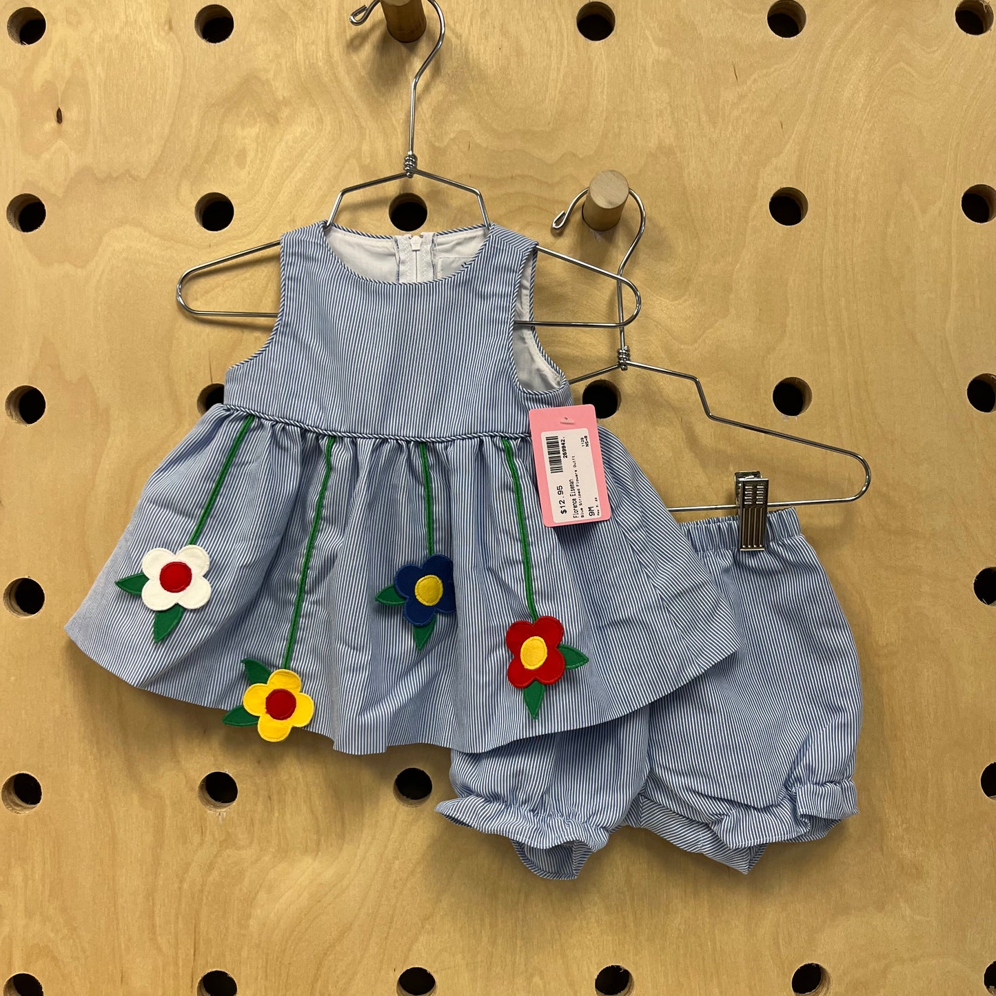 Blue Striped Flowers Outfit