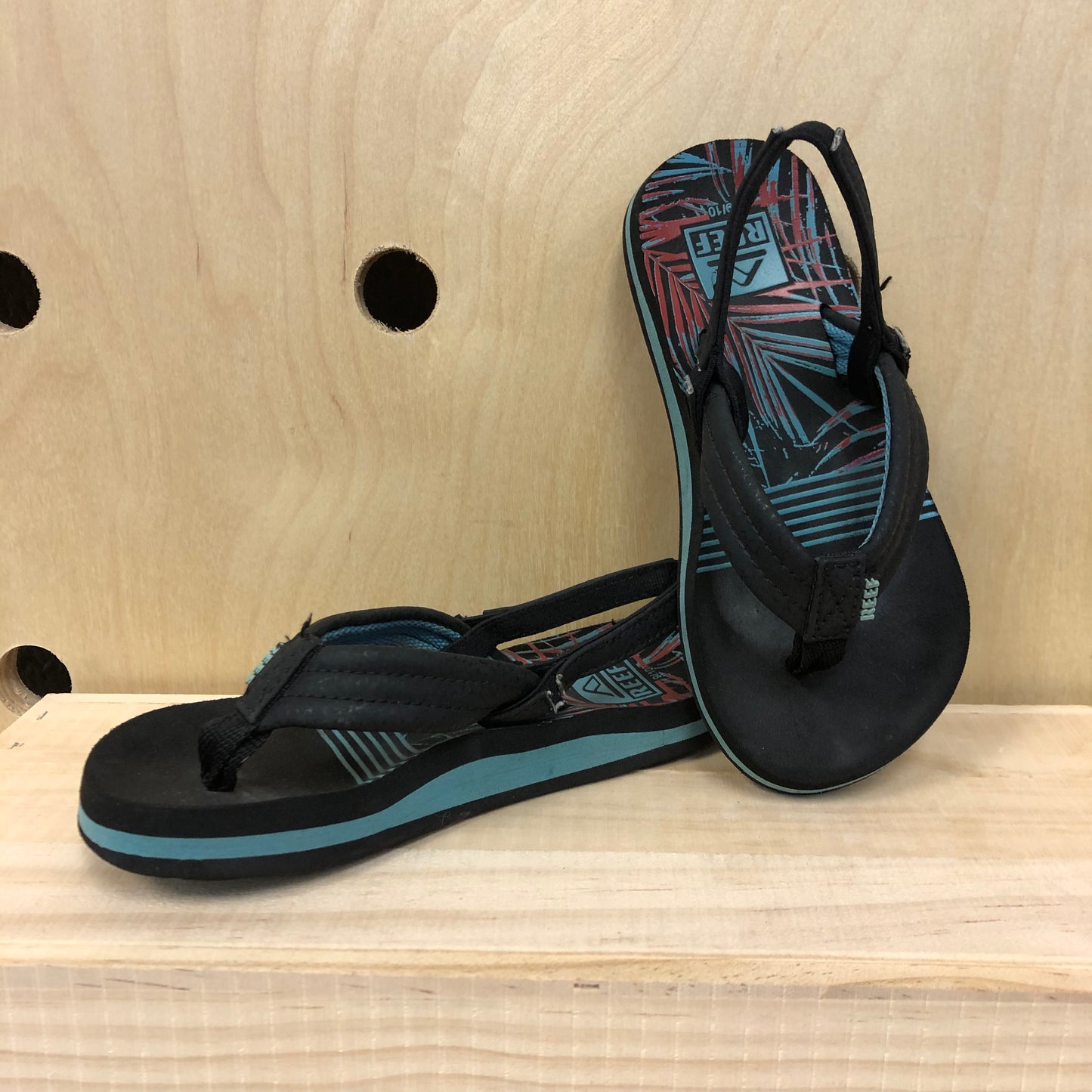Black Ankle Strap Flip Flops