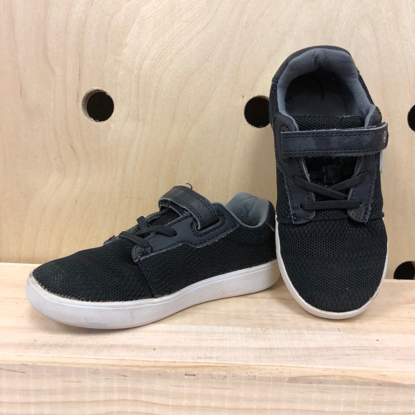 Black Lightning Bolt Sneakers