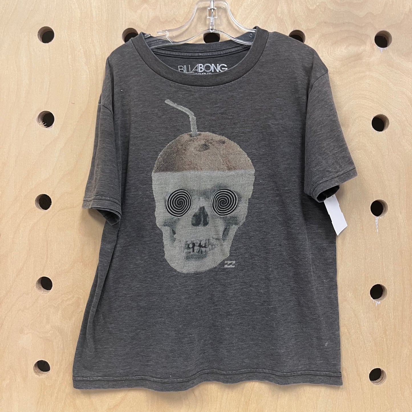Grey Straw Skull Tee