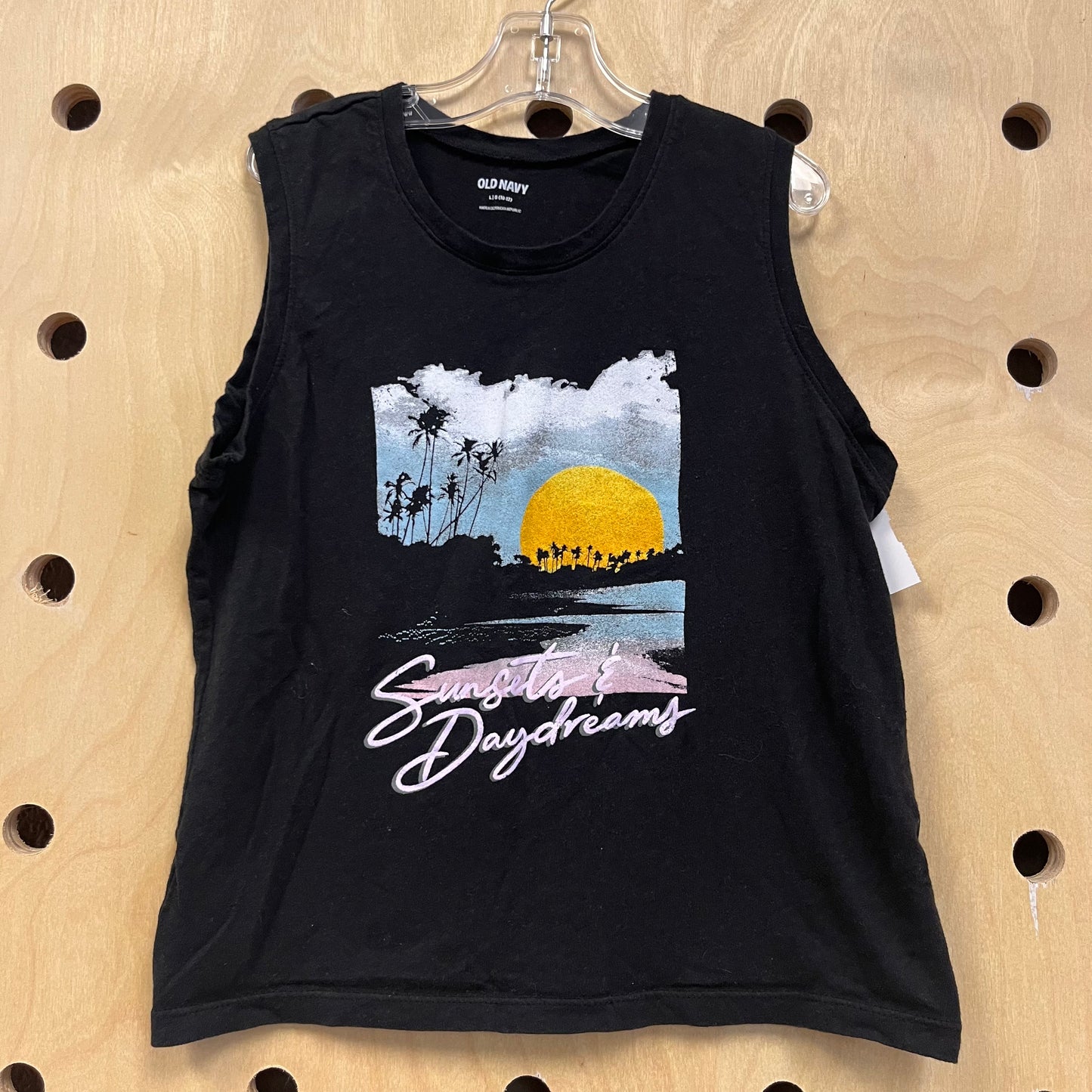 Sunsets & Daydreams Tee