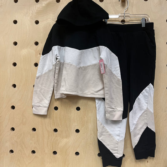 Black + Taupe Fleece Set