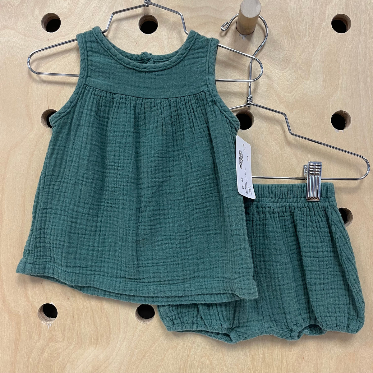 Teal Gauze Tank Outfit