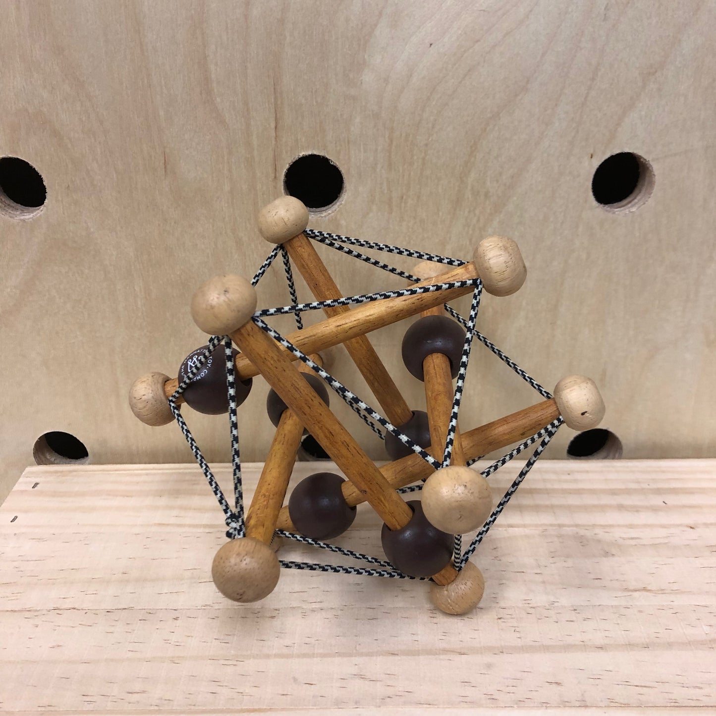 Artful Skwish Toy