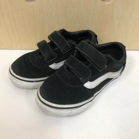Black & White Velcro Sneakers
