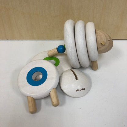 Lacing Sheep