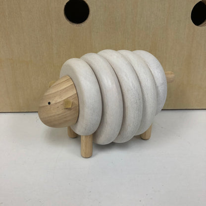 Lacing Sheep