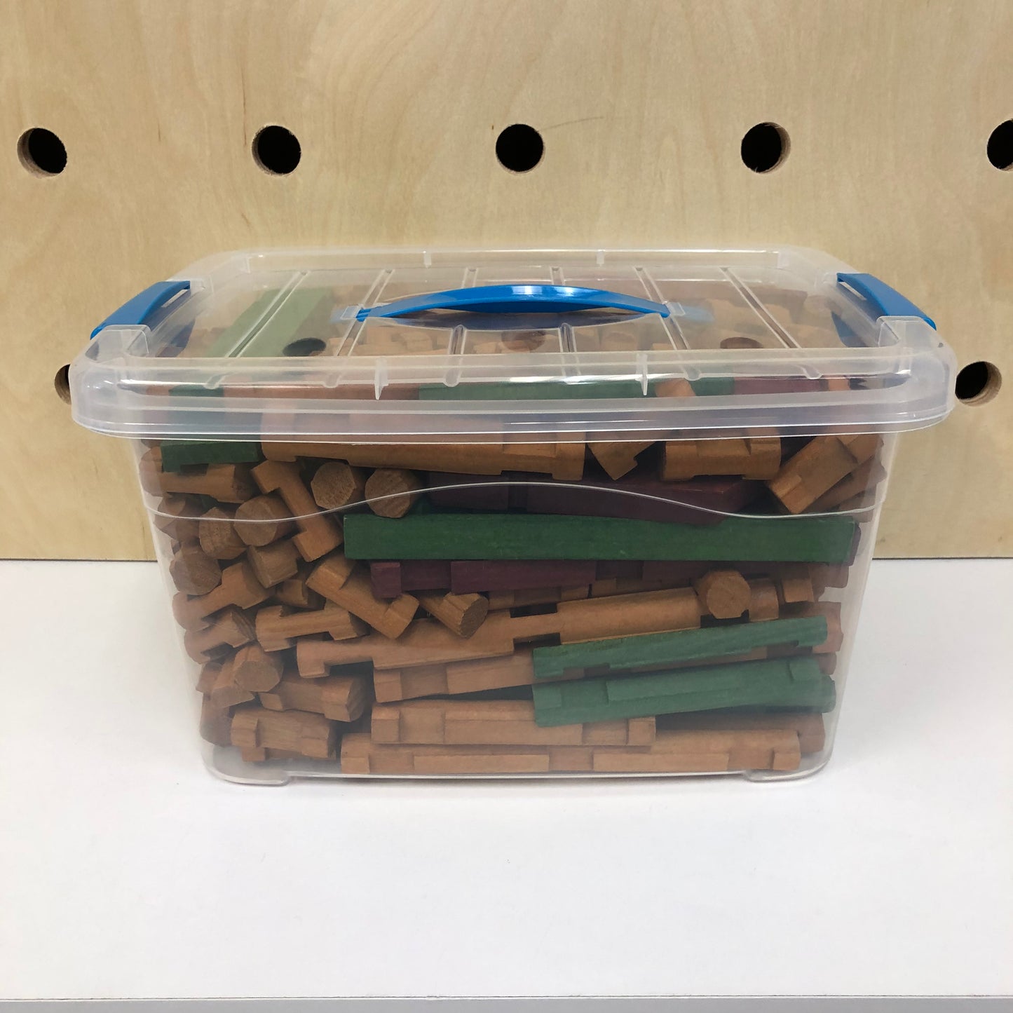 Lincoln Logs Bin (200+ pieces)