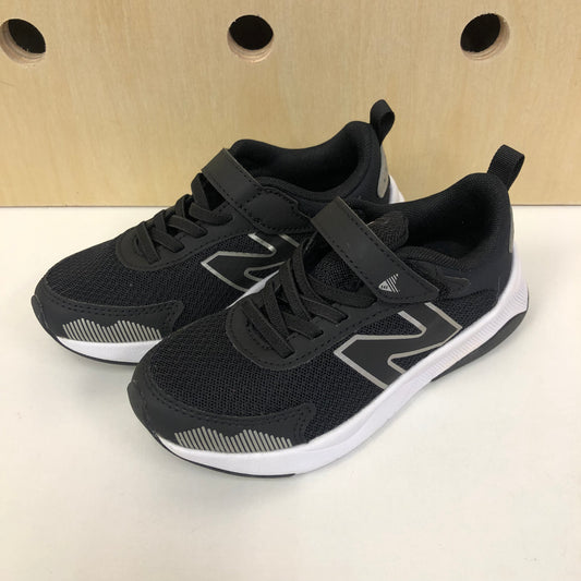 Black & White Sneakers NEW!
