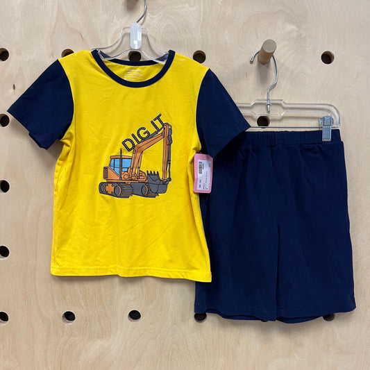 Dig It Shorts Outfit