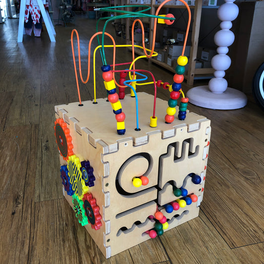 Deluxe Mini Play Cube
