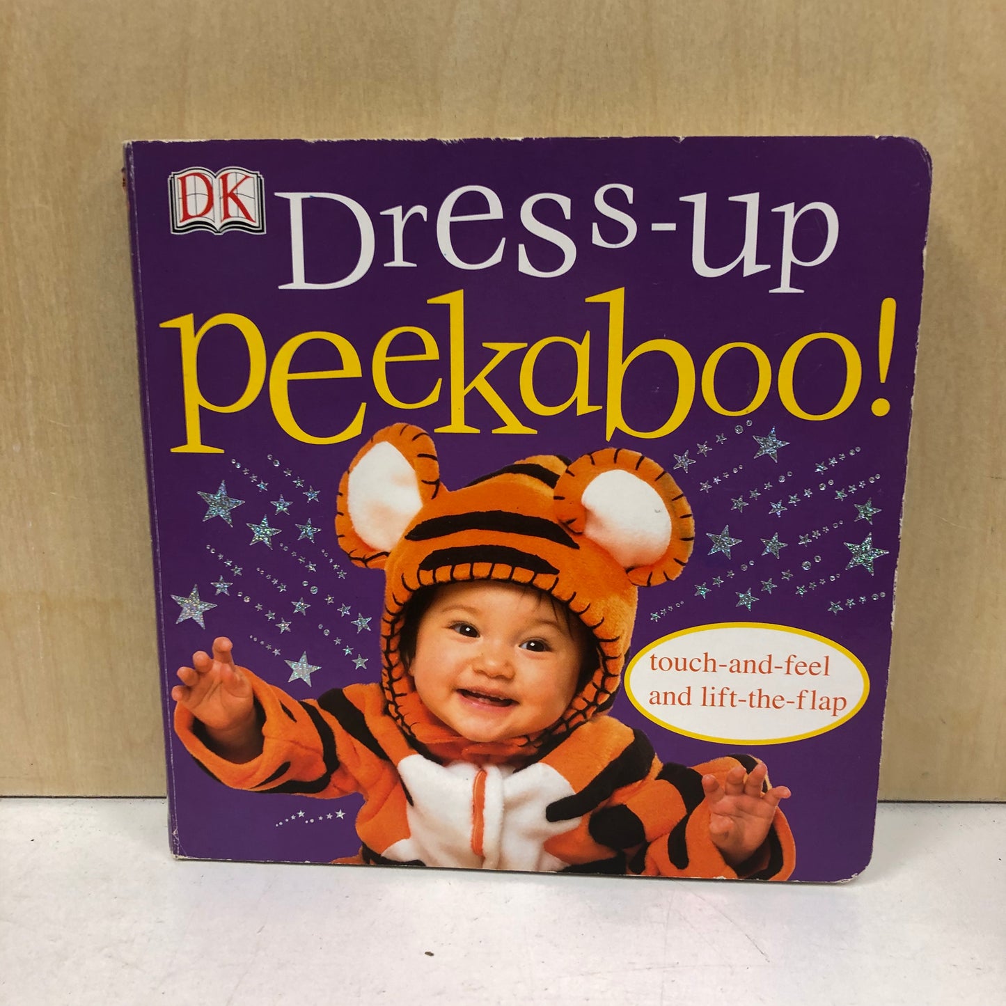 Dress Up Peek-a-Boo