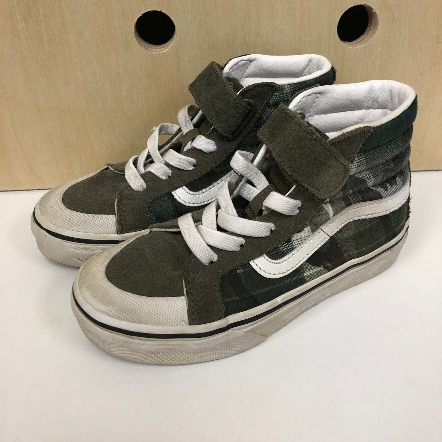 Olive Camo Suded Hi-Tops