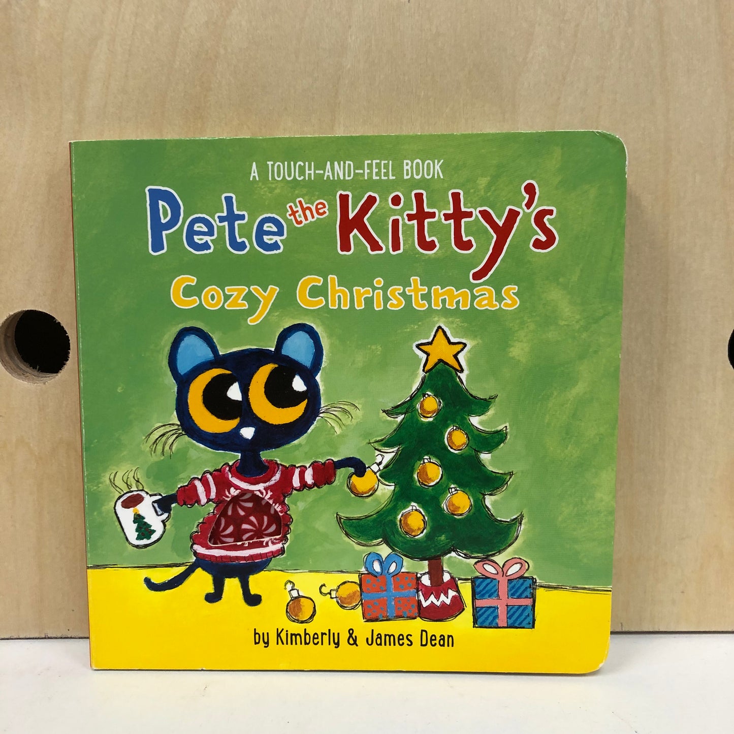 Pete the Kitty's Cozy Christmas