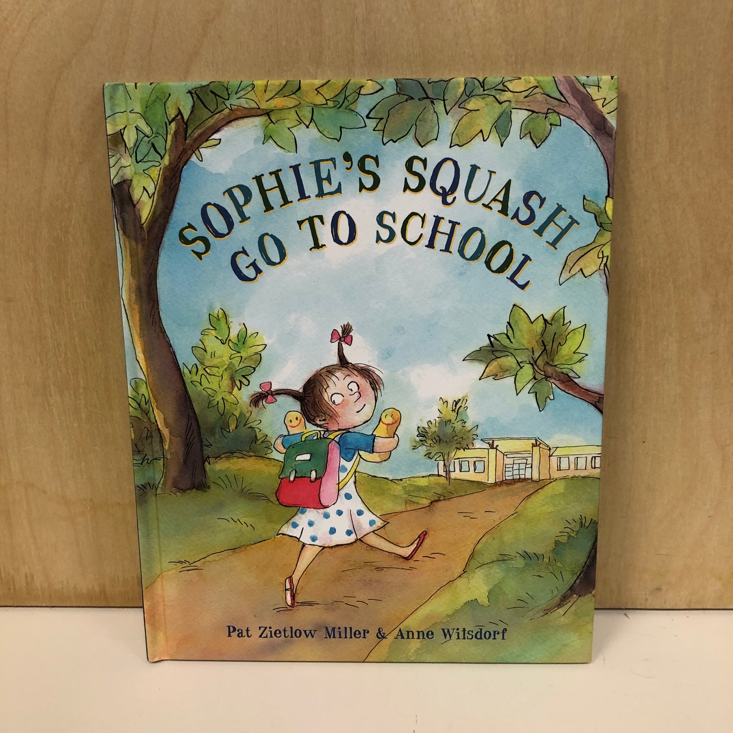 Sophie's Squash Go to School