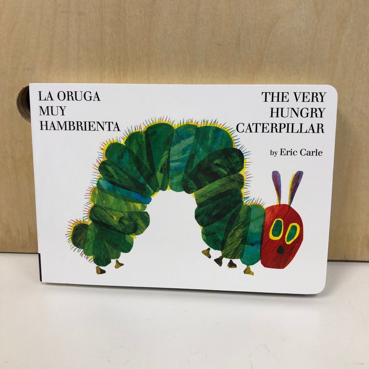 The Very Hungry Caterpillar Bilingual